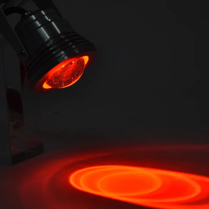 Aquarium%20LED%20Spotlight,%20Underwater%20Light%20Fish%20Tank%20Spot%20Lights,%20Aluminum%20Shell%20IP-65%20Waterproof%20With%20Base%20120%C2%B0%20Adjustable%20Stand%20for%20Fish%20Tank%20v%20-%20Image%206