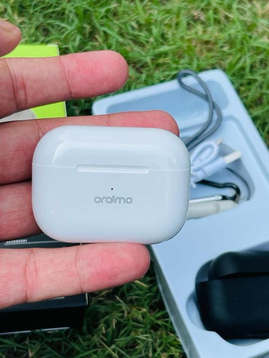 Oraimo%20Airpods%20Pro%20Wireless%20Earbuds%20TWS%20Wireless%20Bluetooth%205.0%20Earphones%20With%20Free%20Cover%20By%20Shuvro%20-%20Image%208