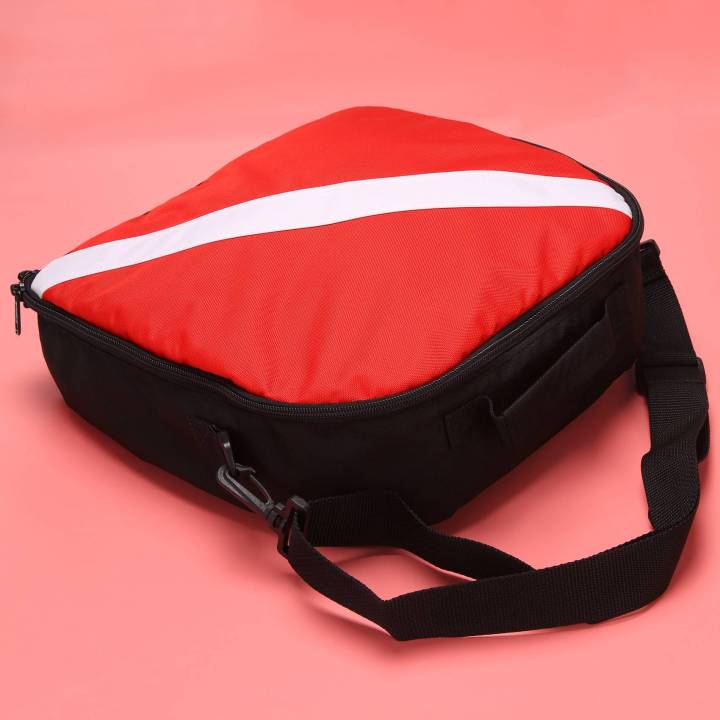 Portable%20Nylon%20Dive%20Flag%20Scuba%20Diving%20Protective%20Regulator%20Bag%20with%20Zipper%20Carry%20Handle%20-%20Image%205