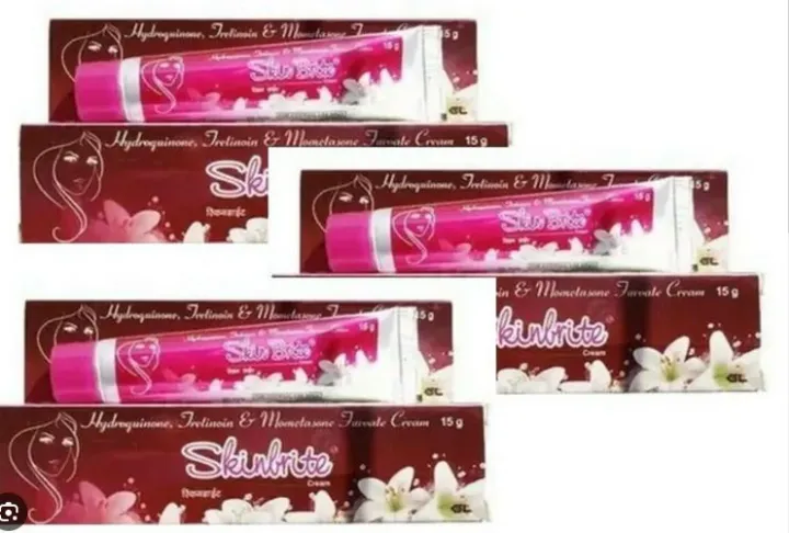 Skin%20Bright%20Night%20Cream%20Remove%20Skin%20bright%20(%2015%20gm%20each%20Pack%20of%201)%20-%20Image%204