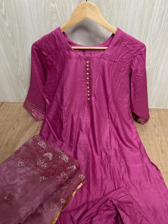 Pakistani%20design%20new%20three%20piece%20dress%20for%20women%20-%20Image%203