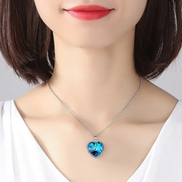 Titanic%20Heart%20Of%20Ocean%20Blue%20Crystal%20Love%20Heart%20Necklace%20for%20Women%20-%20Image%204