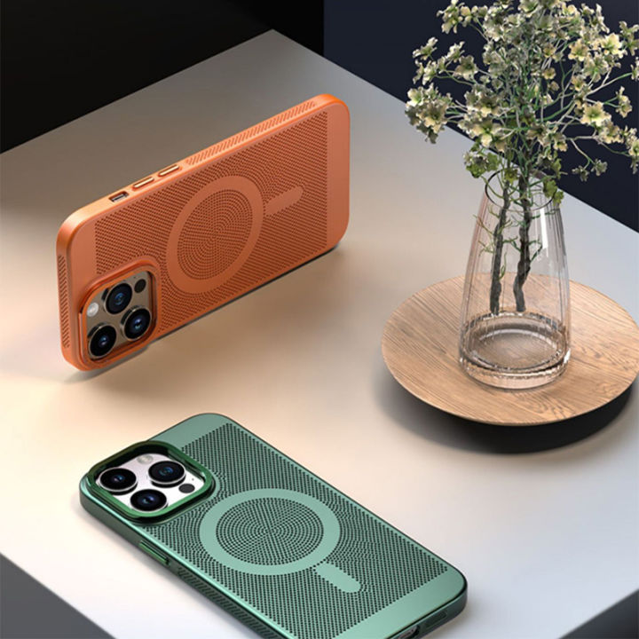 Summer%20Cooling%20Vents%20Magnetic%20Case%20For%20iphone%2014%20pro%20max%20case%20iPhone%2011%2012%2013%20Pro%20Max%2014%20plus%20Metal%20Camera%20Protection%20Fully%20enclosed%20Shockproof%20Hard%20back%20cover%20casing%20-%20Image%208