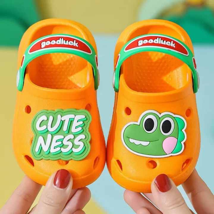Cartoon%20Home%20Slippers%20Kids%20Fashion%20Cute%20Soft%20Soled%20Non-slip%20Sandals%20Summer%20New%20Design%20Shoes%20Baby%20Unisex%20PVC%20Round%20Head%20Slippers%20-%20Image%202