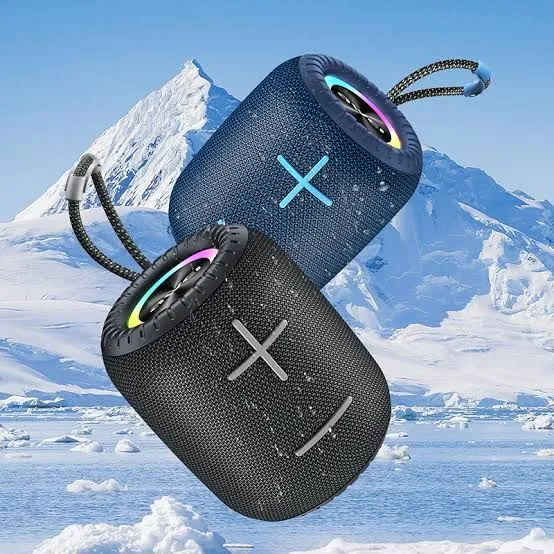 Awei%20Y526%20TWS%20Mini%20Portable%20Wireless%20Bluetooth%20V5.0%20Speaker%20Sound%20System%20IPX4%20Waterproof%20-%20Black%20-%20Image%203