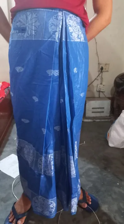 Pocket%20Lungi%20-%20SR%20Sugondha%20Lungi%20-%20100%25%20cotton%20-%20Exclusive%20Design%20-%20Paka%20Rong%20-%20Selai%20Kora%20-%20Stitched%20-%20Lungi%20For%20Men%20-%205%20Hat%20Lungi%20-%20Image%205