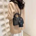 Texture Pop Bag 2023 Fashion Versatile Striped Two-Piece Shell Bag Lady Versatile Tide One Shoulder Crossbody Bag.