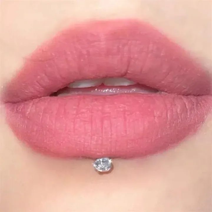 1Pcs%20G23%20Titanium%20Piercing%20CZ%20Gem%20Internally%20Threaded%20Labret%20Monroe%20Lip%20Ring%20Tragus%20Nail%20Helix%20Earring%20Stud%2016G%2018G%20Body%20Jewelry%20-%20Image%204