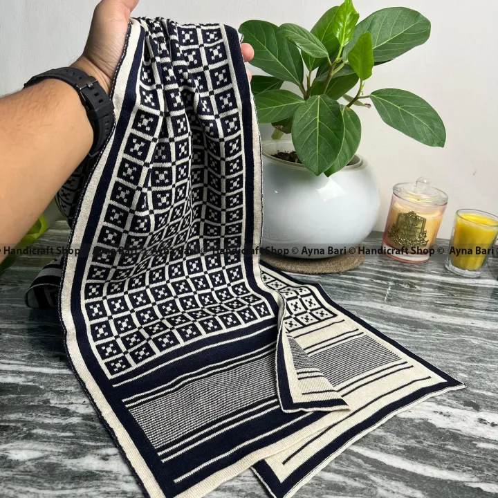 Muffler%20for%20Man%20and%20Women%20Winter%20Collection%20%20Scarves%20Posh%20Woolen%20muffler%20-%20Image%202