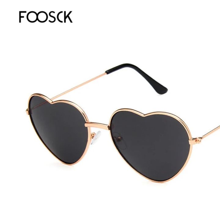 FOOSCK Brand Designer Vintage Fashion Love Heart Sunglasses Women cute y retro Cat Eye Vintage Eyewear