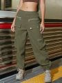 2023 Fashion Hip Hop Street Flap Pocket Solid Zipper Detail Elastic Waist Back Cargo Pants Casual Joggers Trousers.
