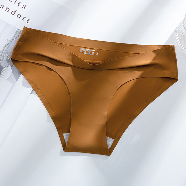 Ultra-Thin%20Seamless%20Ice%20Silk%20Panties%20%E2%80%93%20Soft%20&%20Breathable%20Comfort%20for%20Women%20-%20Image%209
