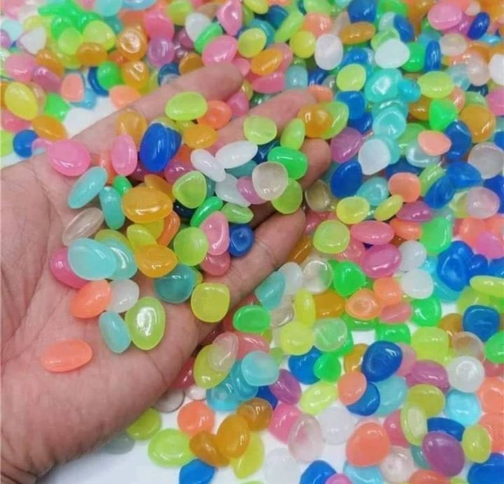 50/100pcs%20Colorful%20Outdoor%20Glow-in-the-Dark%20Garden%20Luminous%20Stones%20for%20Potted%20Plants%20Outdoor%20Pathways,%20Weddings%20&%20Festivals%20-%20Image%203