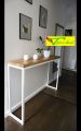 Console Table. 