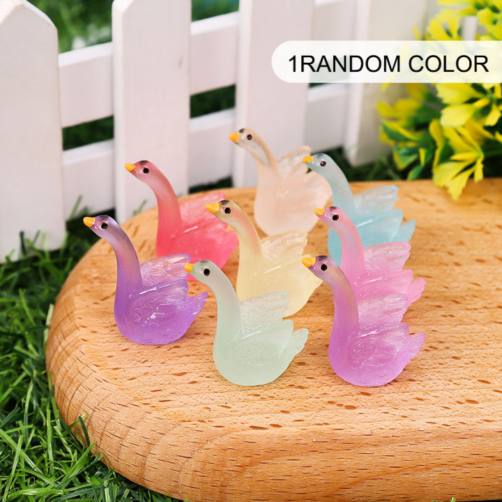 1/5/10Pcs%20Cute%20Mini%20Resin%20Luminous%20Tiny%20Swan%20Bulk%20Glow%20in%20The%20Dark%20Miniature%20Swan%20For%20DIY%20Garden%20Landscape%20Dollhouse%20Ornament%20Potted%20Home%20Decorations%20-%20Image%204