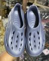 New Comfortable Summer Couple Hole Crocs SuperClogs Outdoor Beach Shoes Soft-Soled Non-Slip Breathable Sandals for Men. 