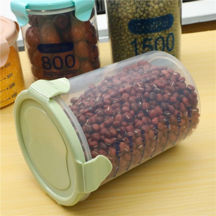 Portable%20Large%20Capacity%20Kitchen%20Food%20Storage%20Canisters%20Transparent%20Sealed%20Grain%20Fresh%20Preservation%20Box%20Household%20with%20Scale%20Cereal%20Jars%20for%20Kitchen%20-%20Image%204