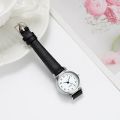 Quartz Watch Ladies Fashion Small Dial Casual Watch Leather Strap Wristwatch for Women.