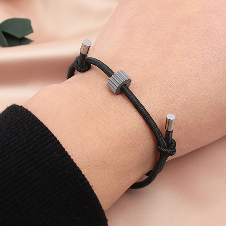 Car%20Window%20Breaker%20Bracelet%20Tungsten%20Carbide%20Bead%20Auto%20Glass%20Breaking%20Wrist%20Strap%20Self%20Rescue%20Car%20Escape%20Wristband%20Tool%20-%20Image%205