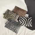 Casual Bags for Women Animal Print Leopard Clutch Female Fashion Design Leather Wallet Messenger Bag Ladies Elegant Handbag.