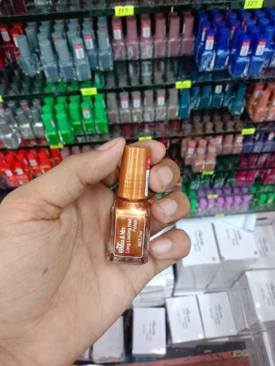 Miss%20&%20Mis%20Nail%20Polish%20All%20Color%20Available%20for%20Purchase%20-%20Image%204