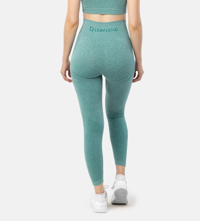 Leafletic%20Women%E2%80%99s%20Seamless%20Leggings%20%7C%20High-Waist%20Activewear%20Tights%20%7C%20Ultra%20Comfort%20Gym%20Wear,%20Yoga%20&%20Fitness%20Pants%20%7C%20Workout%20Outfit%20for%20Running%20&%20Training%20-%20Image%206