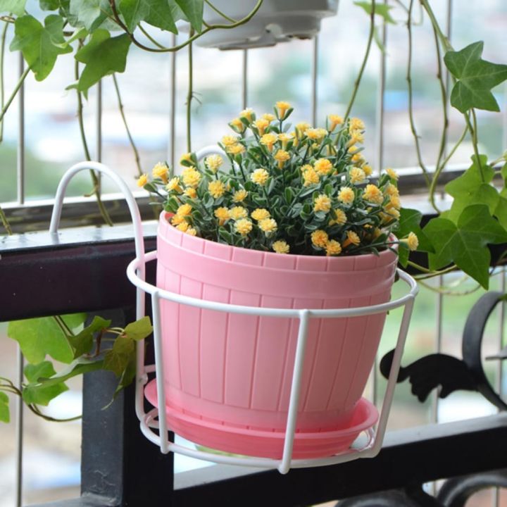 Iron%20Hanging%208%20Inchi%20Flower%20Pot%20Holder%20Balcony%20Flower%20Pot%20Holder%20Round%20Metal%20Planter%20for%20Indoor%20Outdoor%20Garden%20Patio%20Fence%20-%20Image%203