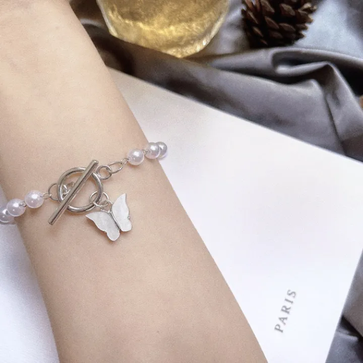 White%20Butterfly%20Pearl%20Bracelet%20For%20Women%20-%20Image%202