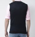 Men's Fashionable sleeveless sweater .. 