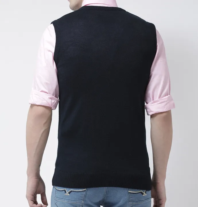 Men's%20Fashionable%20sleeveless%20sweater%20.%20-%20Image%206