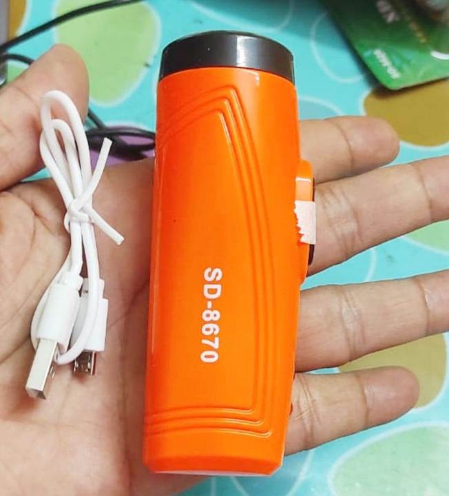 Rechargeable%20Led%20Flash%20Sd%208670%20Torch%20Light%20-%20Illuminate%20Your%20Path%20With%20The%20Rechargeable%20Led%20Torch%20Light%20-%20Image%209