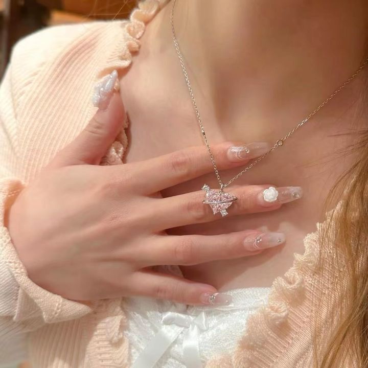 Stainless%20Steel%20Hart%20Necklace%20For%20Women%20-%20Image%202