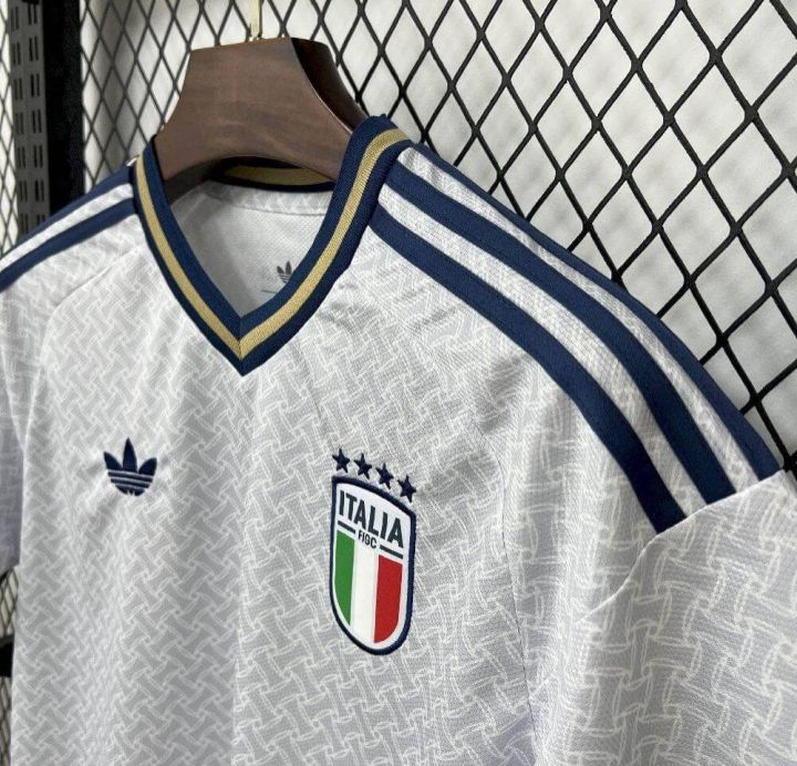 Italy%20FIFA%20World%20Cup%202026%20kits:%20Home,%20Away%20Short%20Sleeve%20Player%20Edition%20Jersey%20-%20Image%204