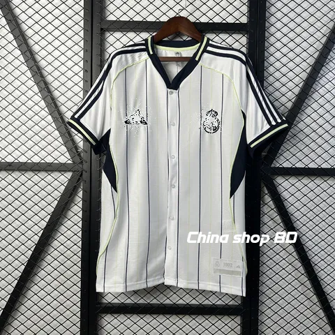 New%20Real%20Madrid%2025/26%20Travel%20Shirt%20High%20Quality%20Half%20sleeves%20-%20Image%202