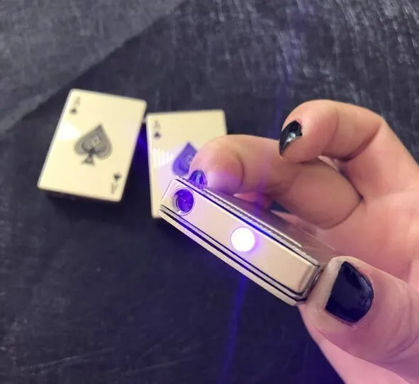 Lighter%20-%20Poker%20Card%20Gas%20Personality%20-%20Image%203