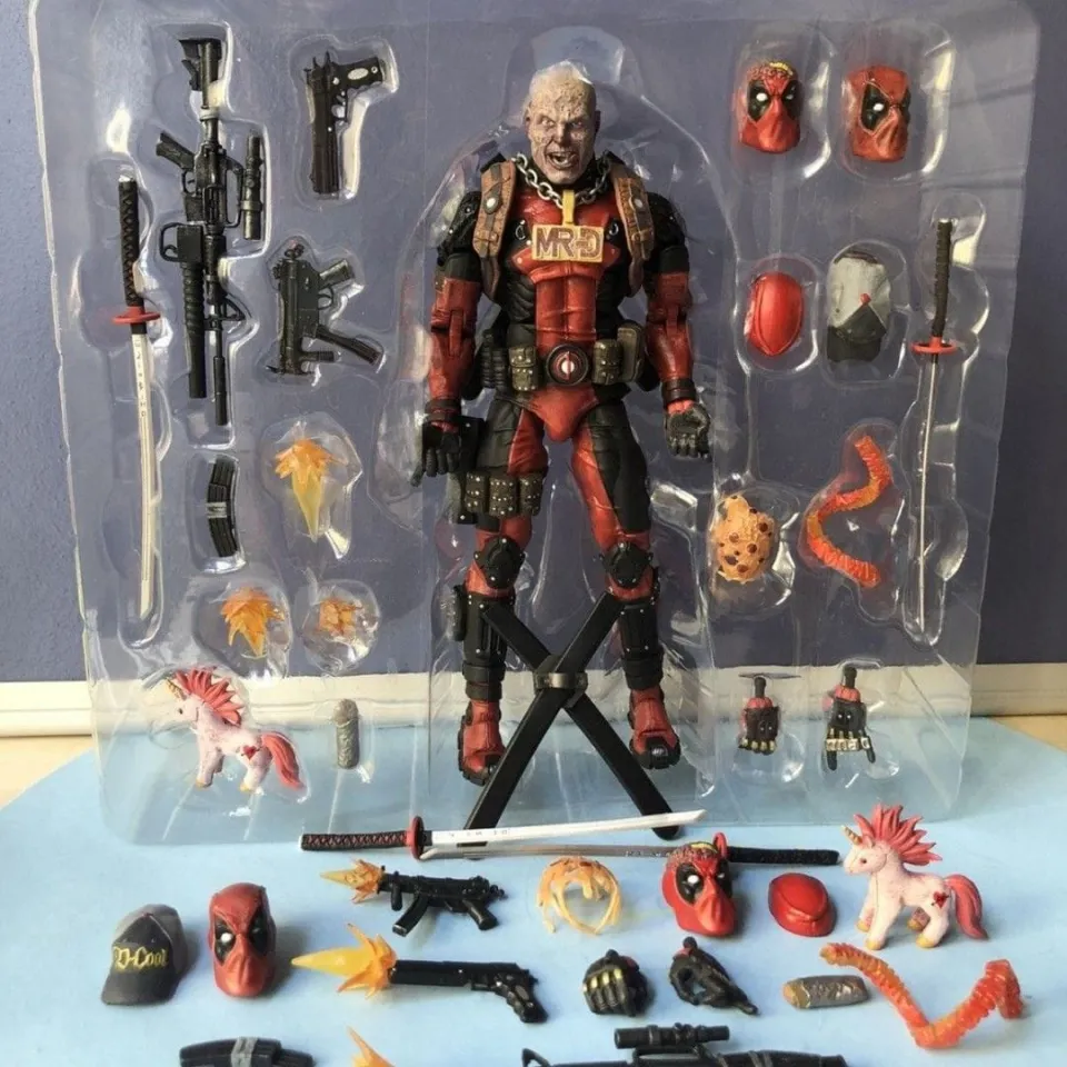 NECA Marvel - 1/4 Scale Action Figure - Ultimate Deadpool