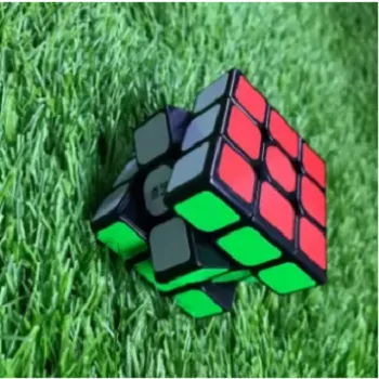 Solid%20Color%20Rubik%E2%80%99s%20Cube%203D%20Puzzle%20-%20Image%202
