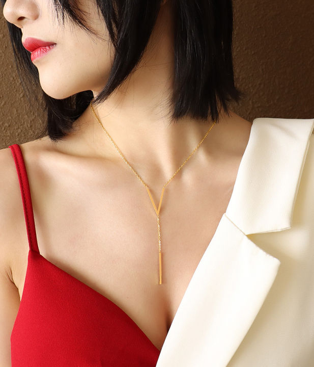 New%20Stylish%20Short%20Necklaces%20For%20Woman-%20V%20Necklaces%20-%20Image%204