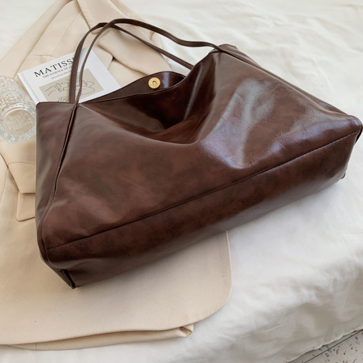 Tote%20Bag%20Women's%20Bag%202021%20New%20Autumn%20and%20Winter%20Japan%20and%20South%20Korea%20Large%20Capacity%20Soft%20Leather%20Shoulder%20Bag%20Retro%20Casual%20Hand-Held%20Bucket%20Bag%20-%20Image%202
