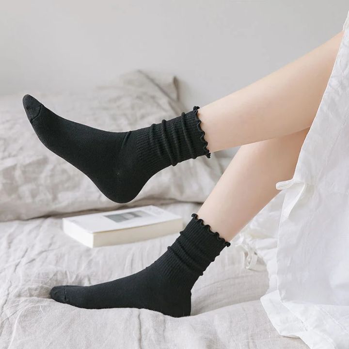 1pair%20Ruffle%20Socks%20Women%20Mid%20Crew%20Middles%20Tube%20Ankle%20High%20Breathable%20Black%20White%20Calcetines%20Female%20Spring%20Autumn%20Sock%20-%20Image%204