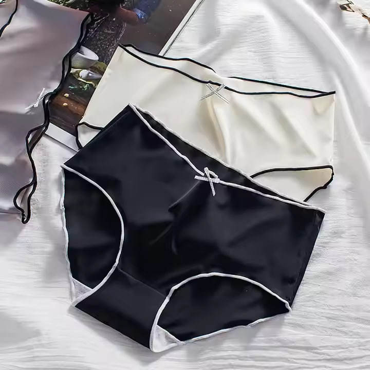 SHOKHI Fashion, Ice Silk Breathable Comfortable No Trace Underwear Pants Designs for Ladies