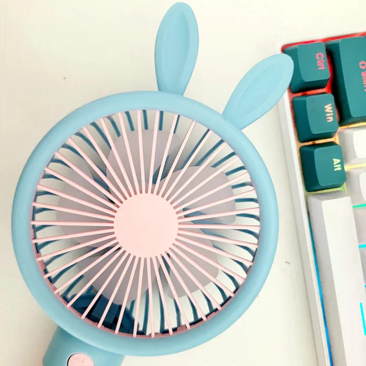 Cute%20Mini%20Fan%203-Speed%20Mini%20Fan%20(USB%20Rechargeable)%20-%20Travel-Ready%20Pocket%20Fan%20-%20Image%206