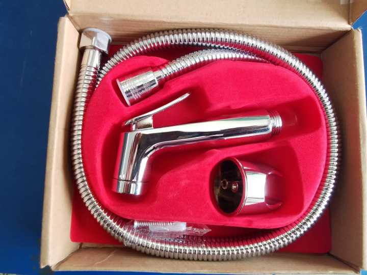 Push%20Shower%20ALLORA%20USA-%20High%20Quality%20Metal%20push%20Shower%20for%20bathroom%20and%20commode%20-%20Image%206