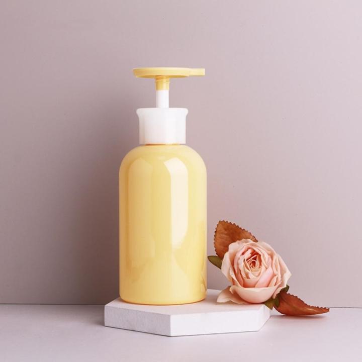 PP%20Face%20wash%20bottle%20Convenient%20PET%20Empty%20Pump%20dispenser%20Pump-operated%20Shower-friendly%20Refillable%20container%20for%20Daily%20skincare%20Facial%20cleansing%20Shower%20routine%20Personal%20hygiene%20Suitable%20for%20all%20skin%20-%20Image%209