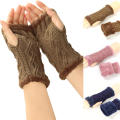 Fleece Thickened Gloves Cropped Knitted Fingerless Plush Sleeves Winter Warm Gloves Acrylic Velvet Mittens for Women Girls.