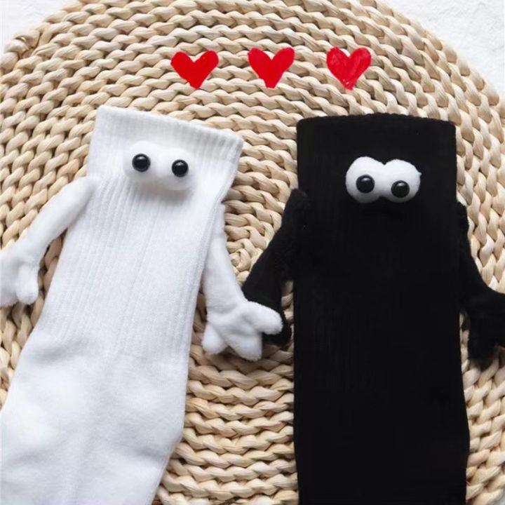 Funny%20Women%20Men%20Hold%20Hands%20Socks%20Cute%20Plush%20Eyes%20Soft%20Cotton%20Socks%20For%20Student%20White%20Black%20Unisex%20Couple%20Ankle%20Socks%20-%20Image%203