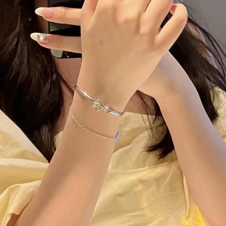 Alloy%20Delicate%20butterfly%20bracelet%20Charming%20Inner%20diameter%20approximately%205.8cm%20Eye-catching%20tassel%20bracelet%20Half%20bracelet%20half%20chain%20design%20for%20Party%20Daily%20wear%20Gift%20Fashion%20accessory%20Wedding%20accessory%20-%20Image%202