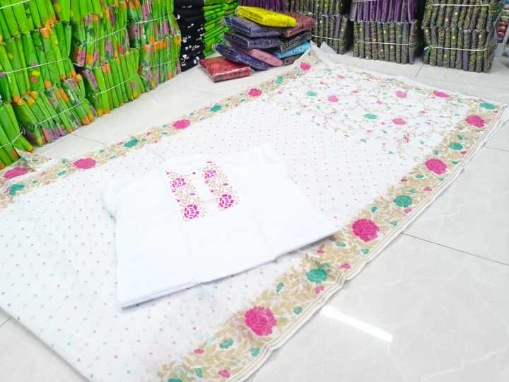 FoxHill%20Fashion%20Collection%20New%20Exclusive%20Designer%20Screen%20Print%20Saree%20And%20Dhupian%20Block%20Print%20Panjabi%20For%20Combo%20Couple%20Set%20(Saree%20&%20Panjabi)%20-%20Sari%20-%20Image%202