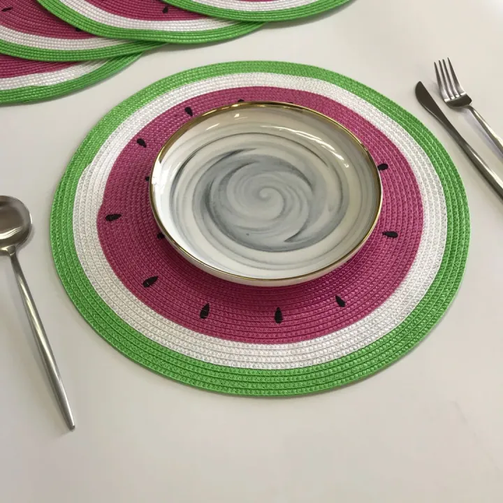 1pcs%2038cm%20%20watermelon%20Placemat%20Table%20Mat%20Round%20Placemats%20PP%20Plastic%20Woven%20Dining%20Table%20Mat%20Heat%20Insulation%20t%20Holder%20-%20Image%207