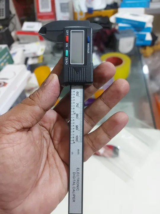 Digital%20Caliper%20Scale%20Maserment%20-%20Image%203